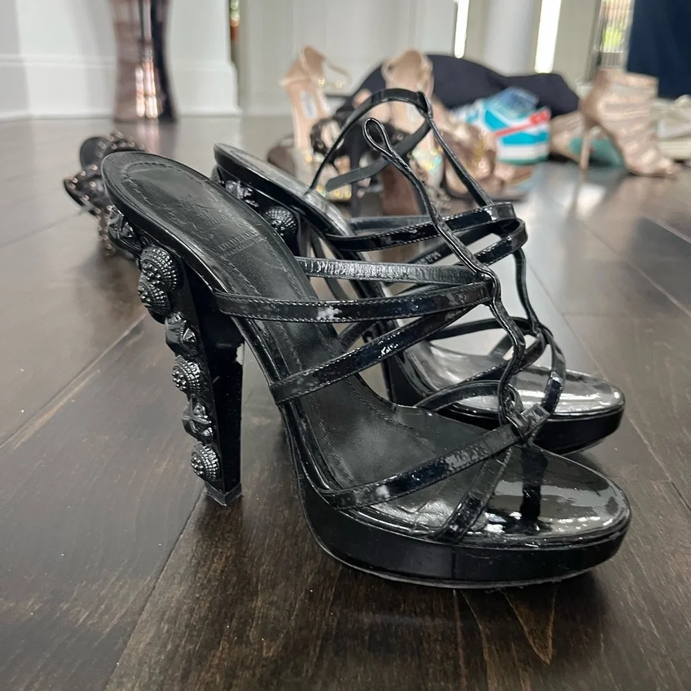 Burberry Black Strappy Women's Sandals - Picture 2 of 4